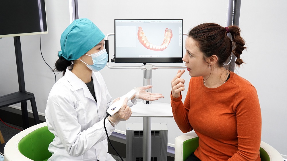 Principais razões pelas quais os dentistas devem recorrer ao scanner intraoral