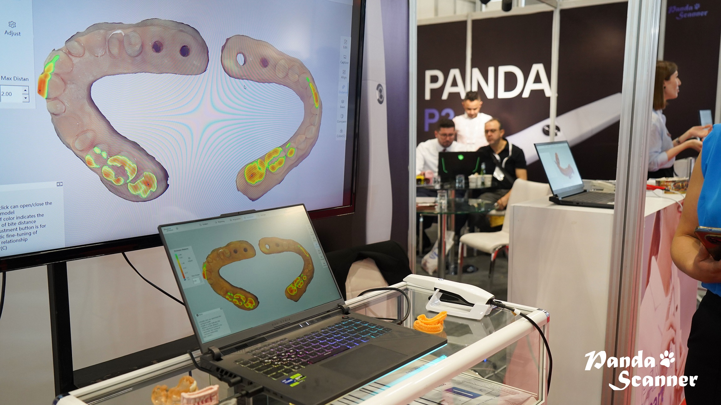 La série PANDA de scanners intra-oraux a été bien accueillie à l'IDEX 2023